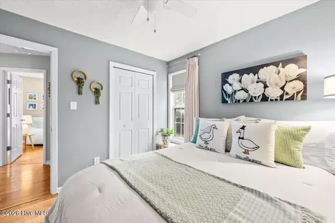 Bedroom - 1395 Longleaf Dr E, Pinehurst, NC 28374 photo 4 of 6