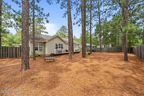 Exterior - 1395 Longleaf Dr E, Pinehurst, NC 28374 photo 3 of 4