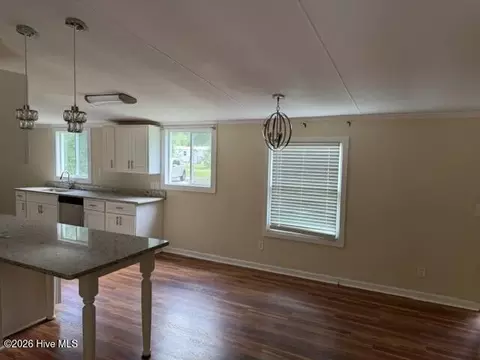 Living - 914 Bennock Mill Rd #A, Augusta, GA 30906 photo 3 of 4
