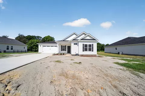 107 Sagewood Dr, Dudley, NC 28333