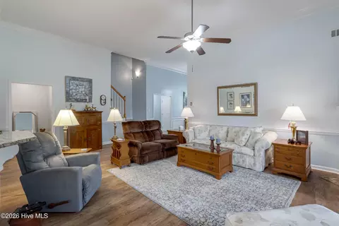 Living - 405 Richmond St, Evans, GA 30809 photo 1 of 2
