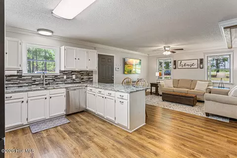 Kitchen - 590 Hoffman Rd, West End, NC 27376 photo 4 of 5