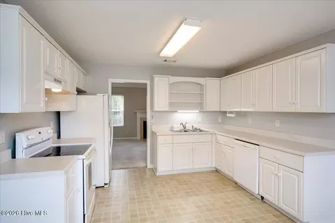 Kitchen - 657 Devon Rd, Grovetown, GA 30813 photo 2 of 3
