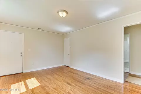 Living - 223 Memory Dr, Augusta, GA 30906 photo 2 of 6