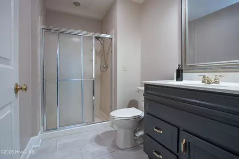 Bath - 585 Donald Ross Dr, Pinehurst, NC 28374 photo 6 of 6