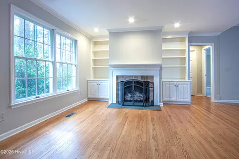Living - 585 Donald Ross Dr, Pinehurst, NC 28374 photo 1 of 3