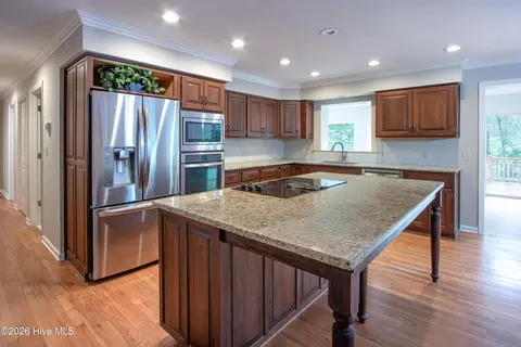 Kitchen - 585 Donald Ross Dr, Pinehurst, NC 28374 photo 2 of 5