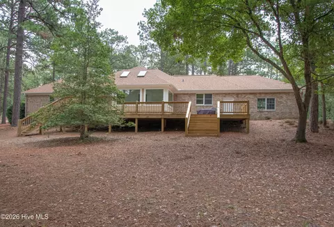 Exterior - 585 Donald Ross Dr, Pinehurst, NC 28374 photo 15 of 16