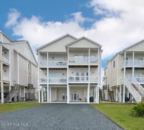 116 Sea Oaks Ct, North Topsail Beach, NC 28460