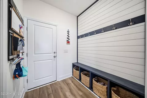 Entry Way - 111 E Barred Owl Dr, Hampstead, NC 28443 photo 4 of 5