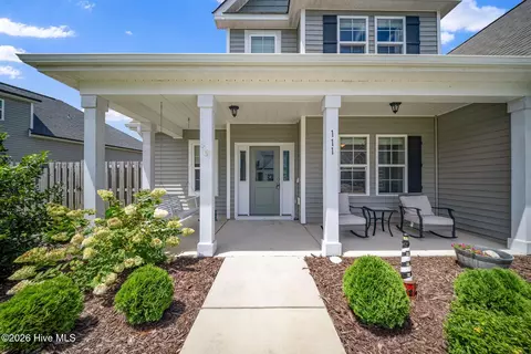 Exterior - 111 E Barred Owl Dr, Hampstead, NC 28443 photo 2 of 9