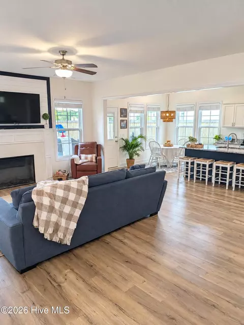 Living - 111 E Barred Owl Dr, Hampstead, NC 28443 photo 2 of 2