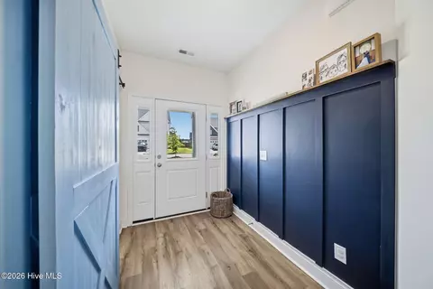 Entry Way - 111 E Barred Owl Dr, Hampstead, NC 28443 photo 1 of 5