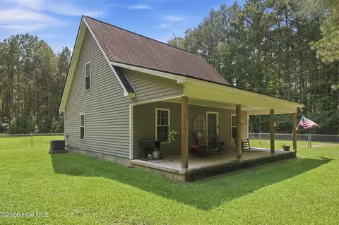 Exterior - 9870 Hwy 33 E, Chocowinity, NC 27817 photo 4 of 11