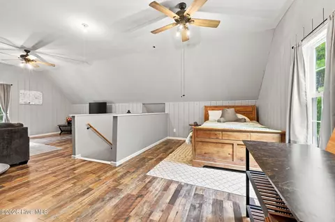 Bedroom - 9870 Hwy 33 E, Chocowinity, NC 27817 photo 7 of 10