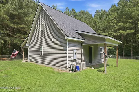Exterior - 9870 Hwy 33 E, Chocowinity, NC 27817 photo 11 of 11