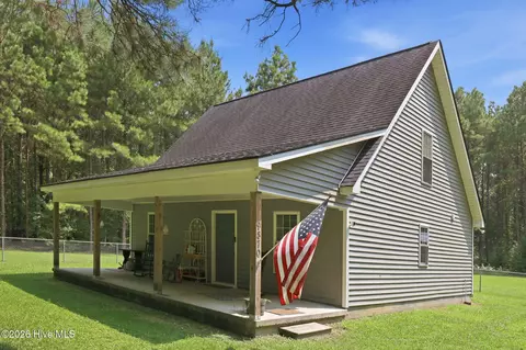 Exterior - 9870 Hwy 33 E, Chocowinity, NC 27817 photo 8 of 11