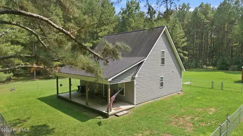 Exterior - 9870 Hwy 33 E, Chocowinity, NC 27817 photo 6 of 11