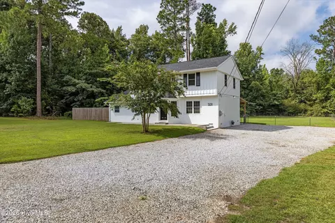 Exterior - 509 Fluker St, Thomson, GA 30824 photo 2 of 15