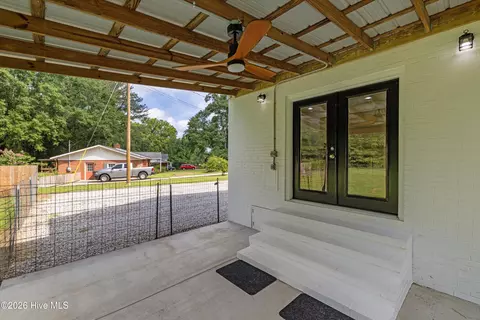 Exterior - 509 Fluker St, Thomson, GA 30824 photo 7 of 15