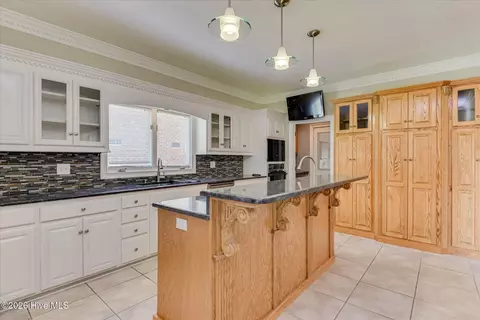 Kitchen - 830 Park Chase Dr, Evans, GA 30809 photo 2 of 7