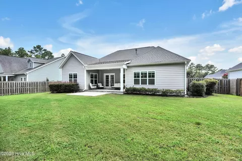 Exterior - 30 Draft Line Ct, Hampstead, NC 28443 photo 6 of 7