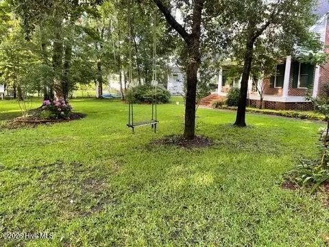 7312 Masonboro Sound Rd, Wilmington, NC 28409