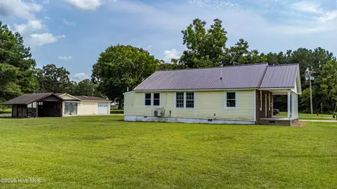 Exterior - 121 Storey Rd # A, Murfreesboro, NC 27855 photo 6 of 7