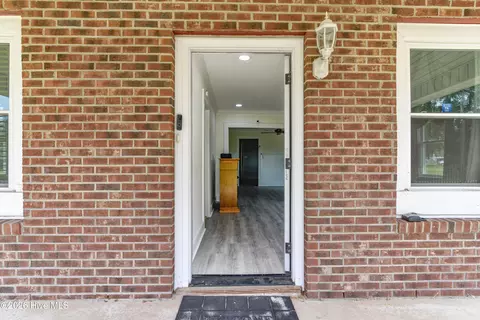 Exterior - 121 Storey Rd # A, Murfreesboro, NC 27855 photo 4 of 7