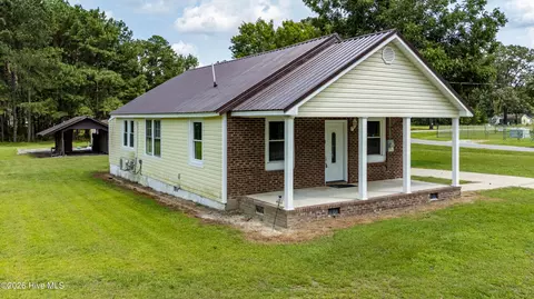 Exterior - 121 Storey Rd # A, Murfreesboro, NC 27855 photo 1 of 7