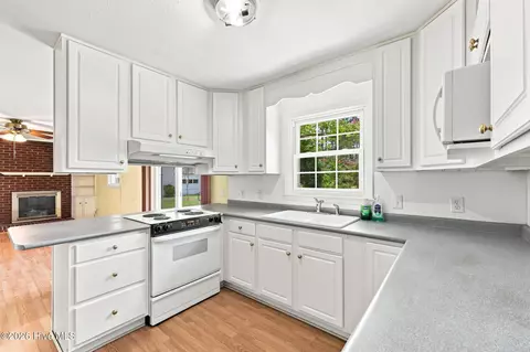 Kitchen - 285 Mcdairmid Rd, Pinehurst, NC 28374 photo 3 of 3