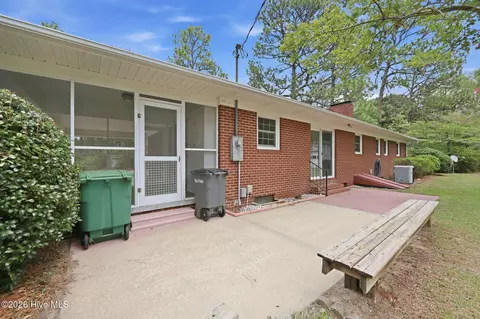 Exterior - 285 Mcdairmid Rd, Pinehurst, NC 28374 photo 11 of 18