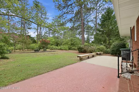 Exterior - 285 Mcdairmid Rd, Pinehurst, NC 28374 photo 2 of 18