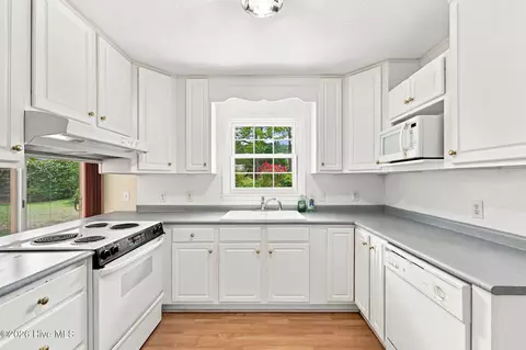 Kitchen - 285 Mcdairmid Rd, Pinehurst, NC 28374 photo 2 of 3