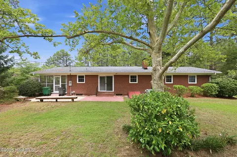 Exterior - 285 Mcdairmid Rd, Pinehurst, NC 28374 photo 7 of 18