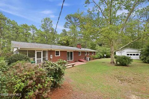 Exterior - 285 Mcdairmid Rd, Pinehurst, NC 28374 photo 9 of 18