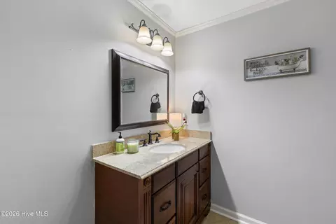 Bath - 318 Hackamore Trl, Martinez, GA 30907 photo 2 of 3