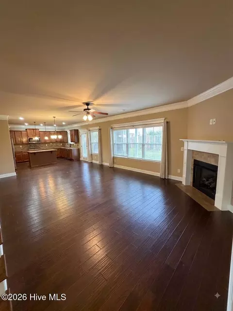 Living - 5410 Everlook Cir, Evans, GA 30809 photo 1 of 2