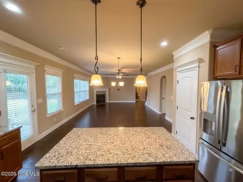 Living - 5410 Everlook Cir, Evans, GA 30809 photo 2 of 2