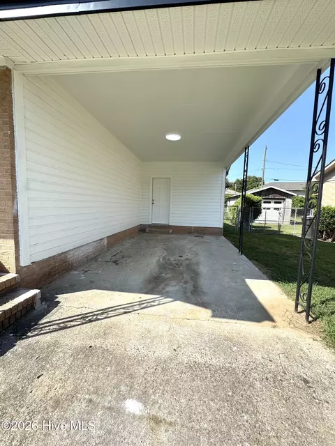 Exterior - 109 E Walker St, Augusta, GA 30901 photo 3 of 3