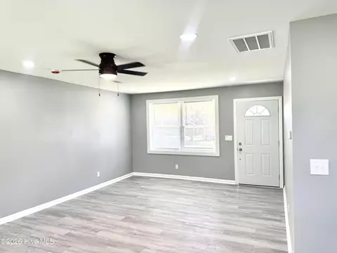 Living - 109 E Walker St, Augusta, GA 30901 photo 3 of 3