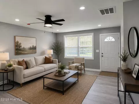 Living - 109 E Walker St, Augusta, GA 30901 photo 2 of 3