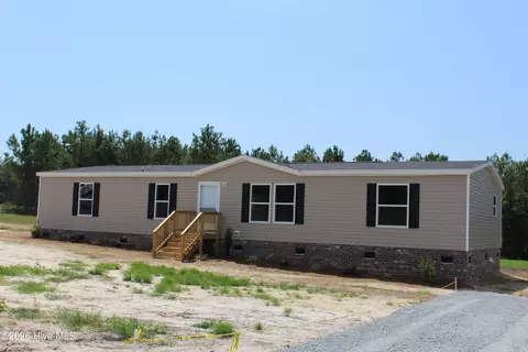 944 Blind Bridge Rd, Magnolia, NC 28453