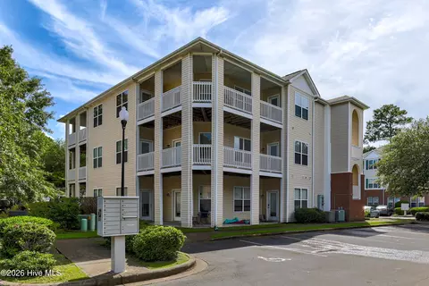 700 Indica Ct #201, Wilmington, NC 28405