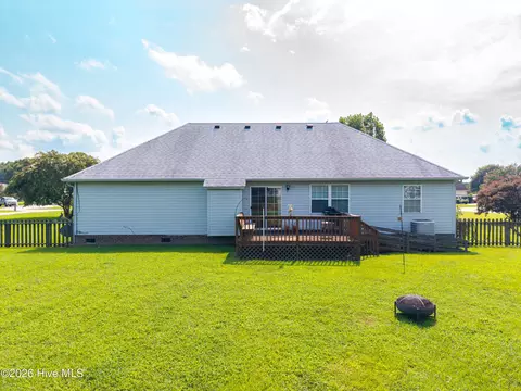 Exterior - 211 Smith Dr, Camden, NC 27921 photo 2 of 5