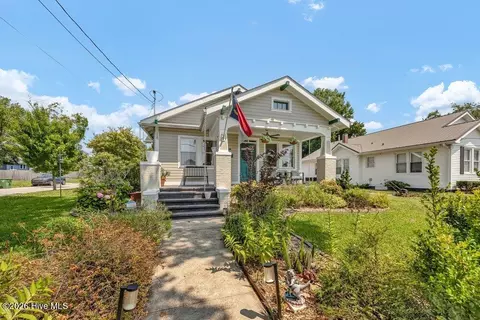1801 Nun St, Wilmington, NC 28403