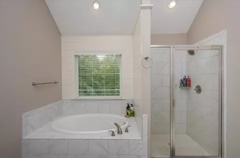 Bath - 706 William Ave, Appling, GA 30802 photo 4 of 6