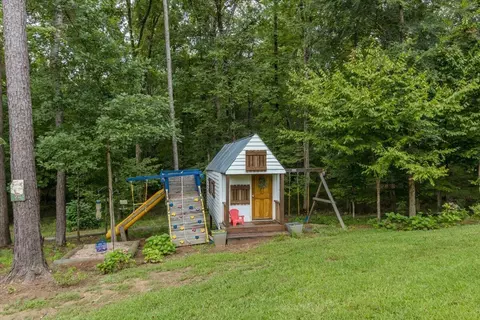 Exterior - 706 William Ave, Appling, GA 30802 photo 8 of 12