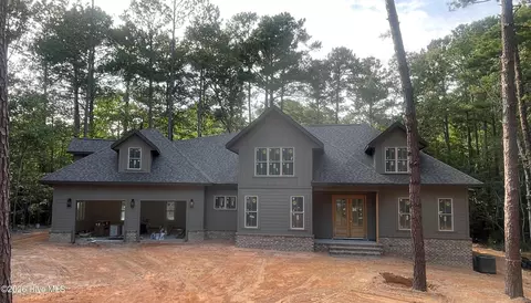 Exterior - 3 Hemlock Ct, Pinehurst, NC 28374 photo 2 of 10