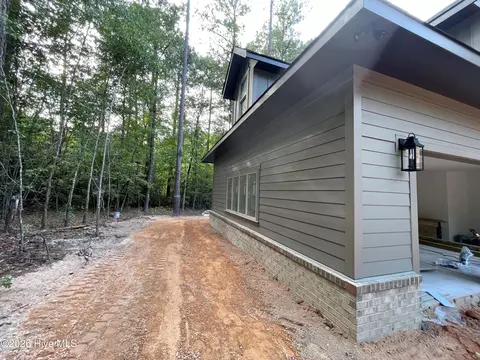 Exterior - 3 Hemlock Ct, Pinehurst, NC 28374 photo 9 of 10